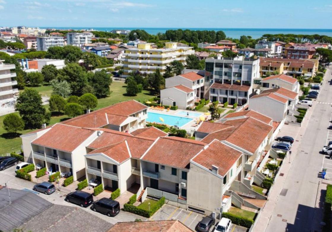Apartment Caorle De Lux Swimming Pool, Parking, Garden Extérieur photo